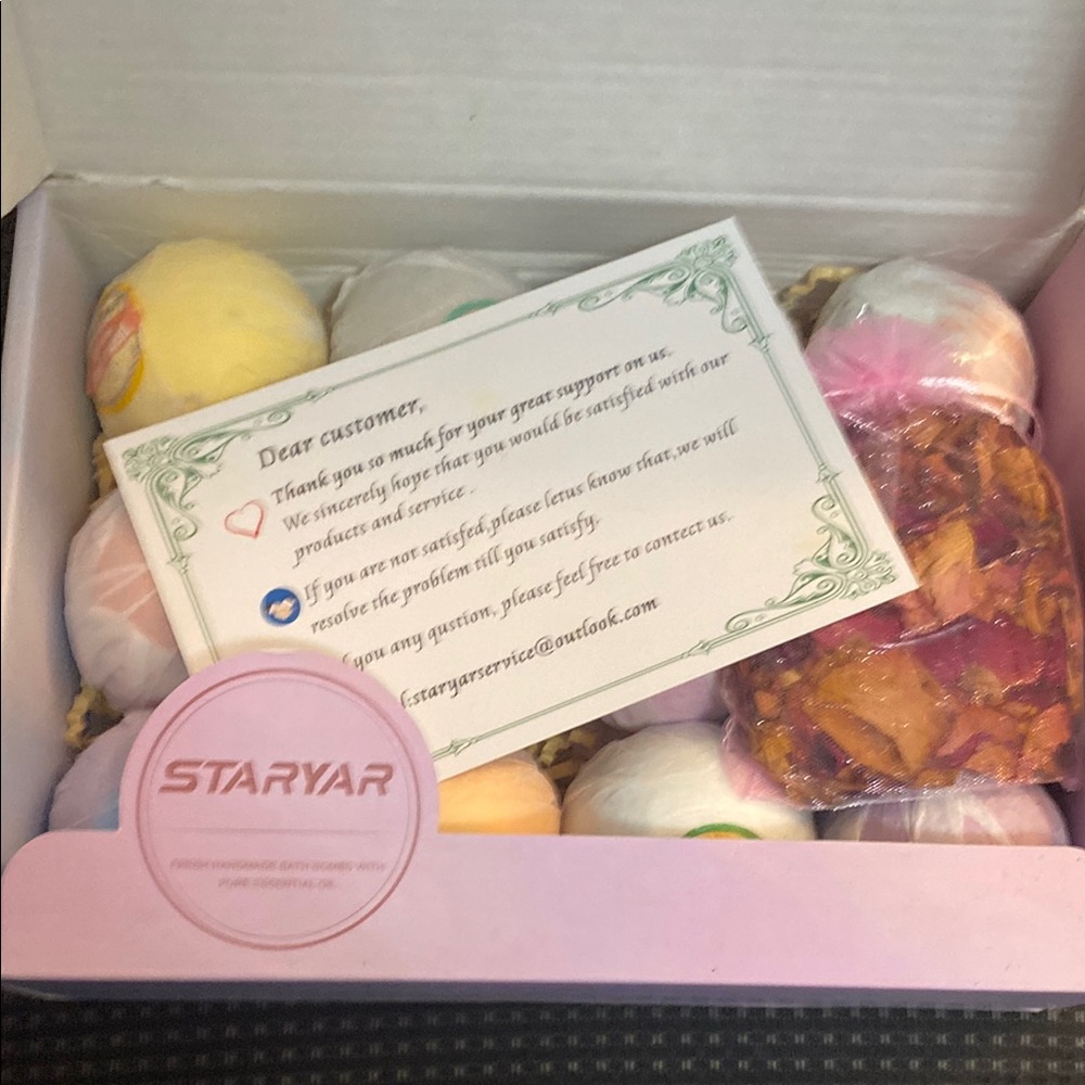 Bath Bombs Set - Picture 3 of 4